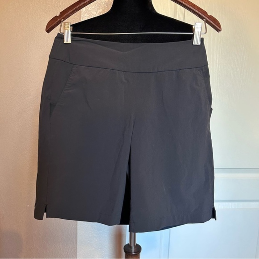 Adidas Women’s Black Pull on Athletic Shorts Size Small